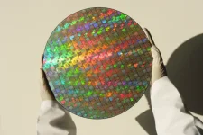 300-mm-FD-SOI-wafer-processed-at-STMicroelectronics.webp